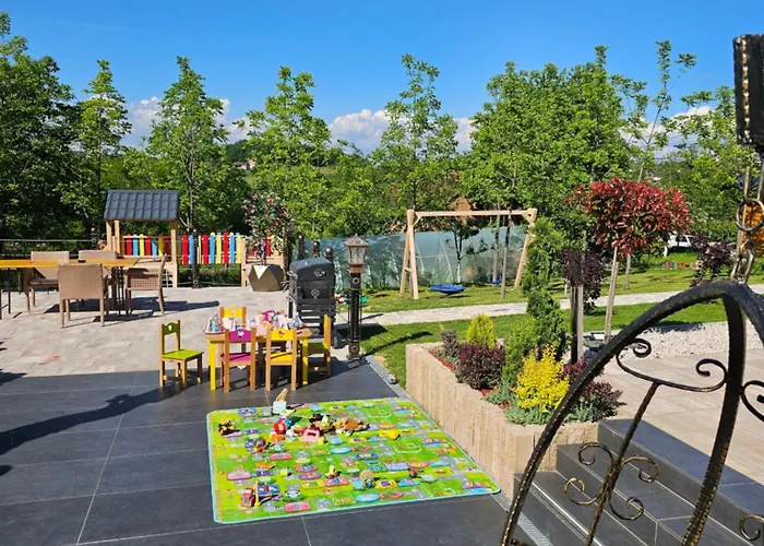 شاليه Charda Laktaši